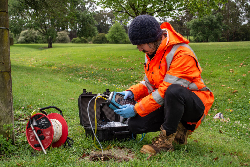 Landfill Gas Monitoring (GA5000 & interface probe) (1)